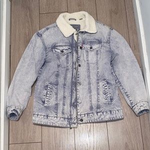 Levi’s Sherpa trucker jacket